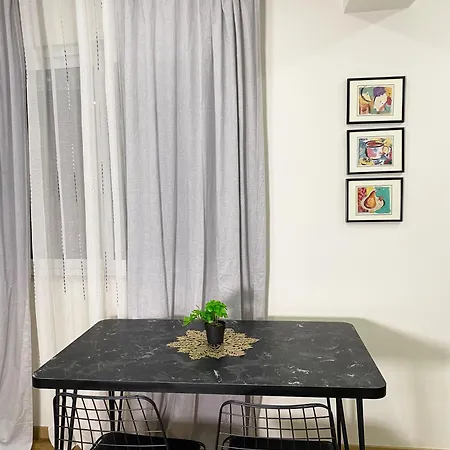 Restup In Double Apartament Tirana